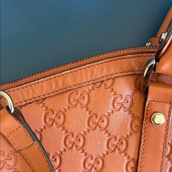 Gucci Tan Leather Logo Tote - Picture 9 of 16